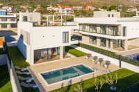 Kuća: Kaštel Sućurac, 250.00 m2