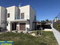 Najam kuće sa dvorištem, Kaštelir, Poreč, tri sobe, dva kupatila