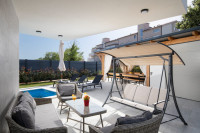 Kuća: Medulin, 300.00 m2,welnes,grijani bazen,16 osoba