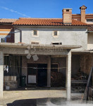 Kuća u nizu Peruški