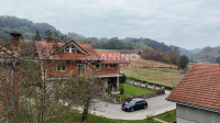 Kuća s novim krovom i stolarijom, 931 m² okućnice – Grbovec kod Bedeko