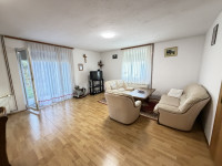 Kuća: Okunšćak, 235.00 m2 - kuća s 2 stana