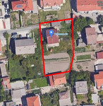Kuća na parceli od 1.360 m², samo 100 m od mora - Kaštel Stari