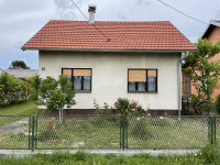 Kuća: Petrinja (Vatrogasna), 70.00 m2