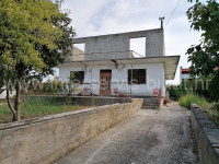 .::: Kuća s potencijalom na izvrsnoj lokaciji :::.