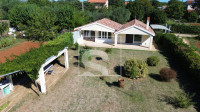 Kuća, prizemnica, Muntić - prostrana okućnica, privatnost i mirna loka