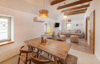 Kuća, Prodaja, Kaštel Novi, 150m2, U nizu