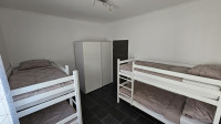 Kuća za radnike Split, 12-18 kreveta, 200-230€, režije uključene !!!