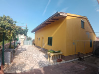 Kuća: Ražanac, 227.00 m2