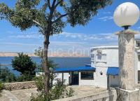 Kuća s restoranom prvi red do mora, Kvarner