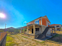 Kuća u roh-bau fazi s pogledom na more – Kaštel Novi, Rudine