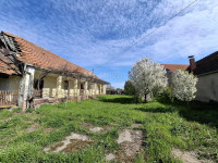 4356 m² zemljišta uz kuću za rušenje