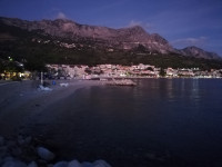 Kuća ruševna kamena 100.00 m2 sa maslinikom, Podgora