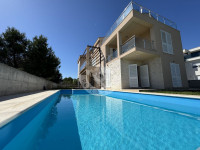 Vodice , Srima, moderna namještena kuća s četiri stana, apartmanom i b