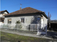 Kuća: Šećerana, 104.00 m2 JAVNA DRAŽBA