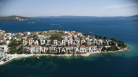 Seget V.  /// VILLA NA TRI ETAŽE SA PANORMAKIM POGLEDOM NA MORE ///