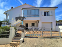 Kuća: Seget Vranjica, 353.00 m2