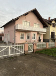 Kuća: Slavonski Brod, 200.00 m2