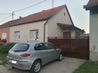 Kuća: Slavonski Brod, 64.00 m2
