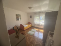 Kuća 85 m2 za studente, obitelj ili radnike,Kolonija,Slavonski Brod