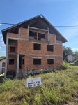 Kuća: Topusko, 270.00 m2
