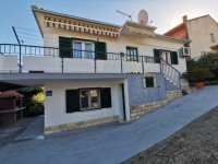 Kuća: Trogir, 220.00 m2