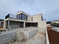 Prodaja Kuca Poreč -Vabriga 231m2 prekrasna Villa! Novo 2026!!