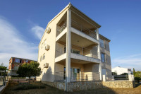 Kuća: Vinišće, LJUBLJEVA, 360.00 m2, potrebna obnova fasade
