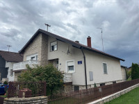 Kuća: Višnjevac, samostojeća visoka prizemnica, 220.00 m2