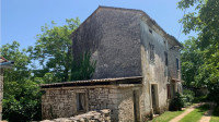 Kamena kuća za renovirati u okolici Vodnjana