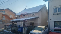 Kuća: Zagreb (Donja Dubrava), 130.00 m2, 2 stana