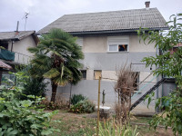 Kuća Zagreb Dubrava, 150 m2+30 m2 dvorišni objekt