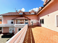 Prodaja - Kuća - 4 etažna stana - Gornja Dubrava - Novačka - 1075m2
