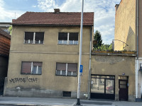 Kuća: Zagreb (Kustošija), 529 m2 građevinskog zemljišta