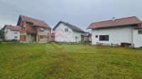 Kuća: Zagreb (Sesvete), tri kuće na parceli od 2.046 m2, projekt