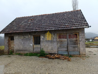 KUĆA+ZEMLJIŠTE, PRODAJA,VOJNIĆ, JAGROVAC ,23102m2