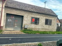Kuća sa zemljištem + priključci PLIN, KANALIZACIJA, VODA, STRUJA