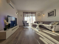 KUKULJANOVO, TROSOBAN STAN S OKUĆNICOM