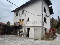 Kumrovec-Risvica prodaje se kuća sa velikom okučnicom za uređenje,katn