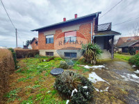 Kutina, kuća 200 m² s okućnicom 1830 m² (prodaja)