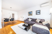 Kvaternik Plaza dvosoban penthouse s 2 garaže