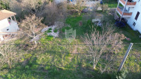 Labin, 3 km od centra,  zemljište sa građevinskom dozvolom