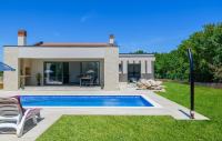 Labin, Istra, lijepa novoizgrađena kuća s bazenom