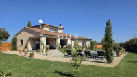 Labin, kuća 213,03 m², bazen, velika okućnica, 3 spavaće