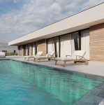 Labin (Nedešćina), luksuzna vila površine 200m2, okućnica, bazen, park