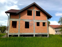 Lekenik, Pešćenica, zgrada ugostiteljske namjene površine 1.100 m2, na