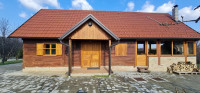 Lekenik-Prkovec, novouređena drvena kuća