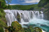 Lika, Donji Lapac, kuća za odmor s imanjem