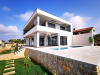 Linardići, impozantna vila moderne arhitekture s bazenom na mirnoj lok