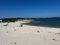 Ližnjan, 400 m od plaže, luksuzni prizemni stan sa 80 m2 vrta